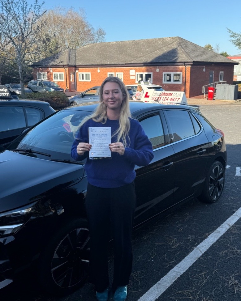 driving test pass photo of Jasmine Milne