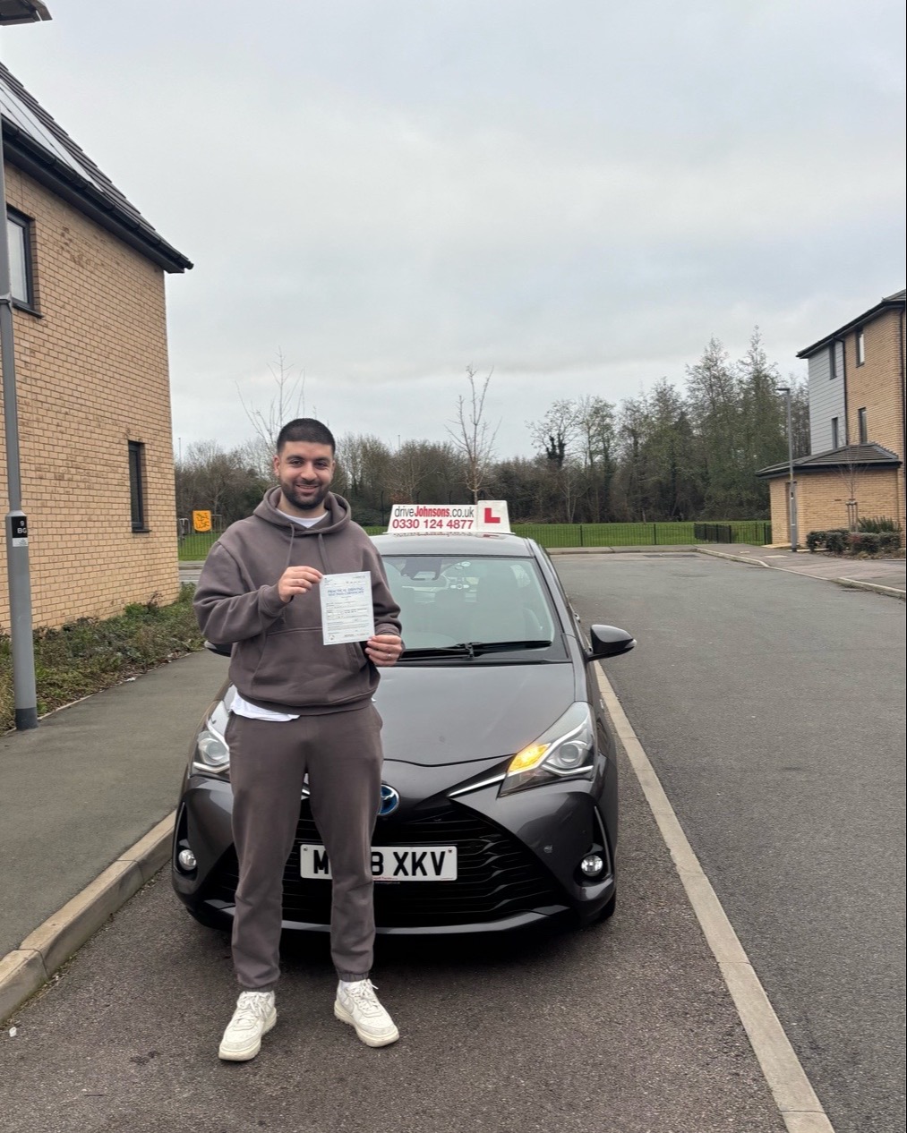 driving test pass photo of Milan Logman
