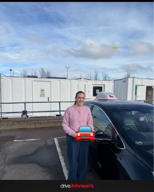 Isla Cottrell Pass Photo