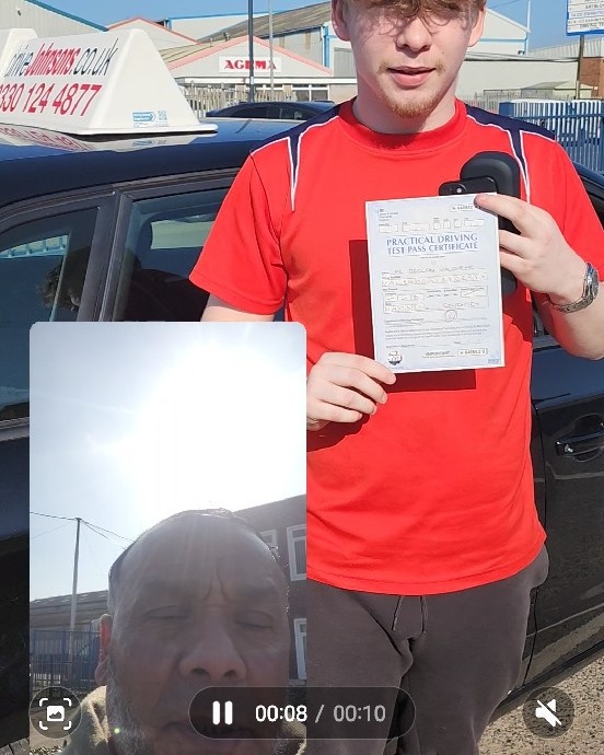 Declan Valentine Pass Photo