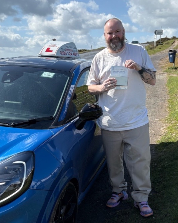 Neil Vessey Pass Photo