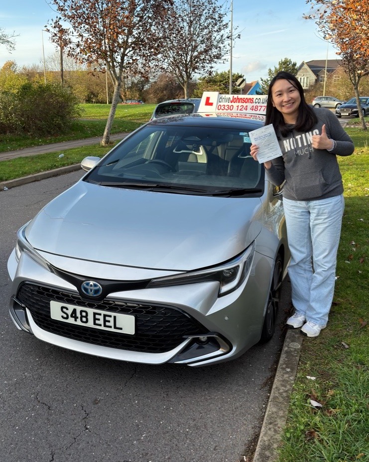 Tracy Chui Chi Lam Pass Photo