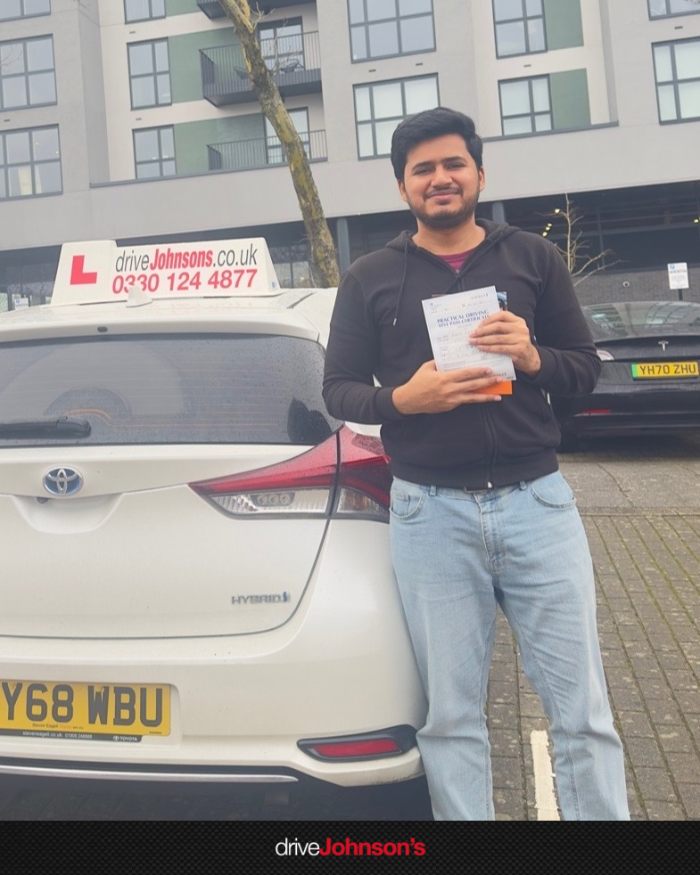 Zain Farhan Pass Photo