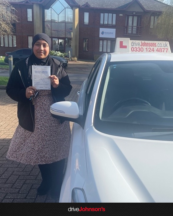 Zarah Din Pass Photo