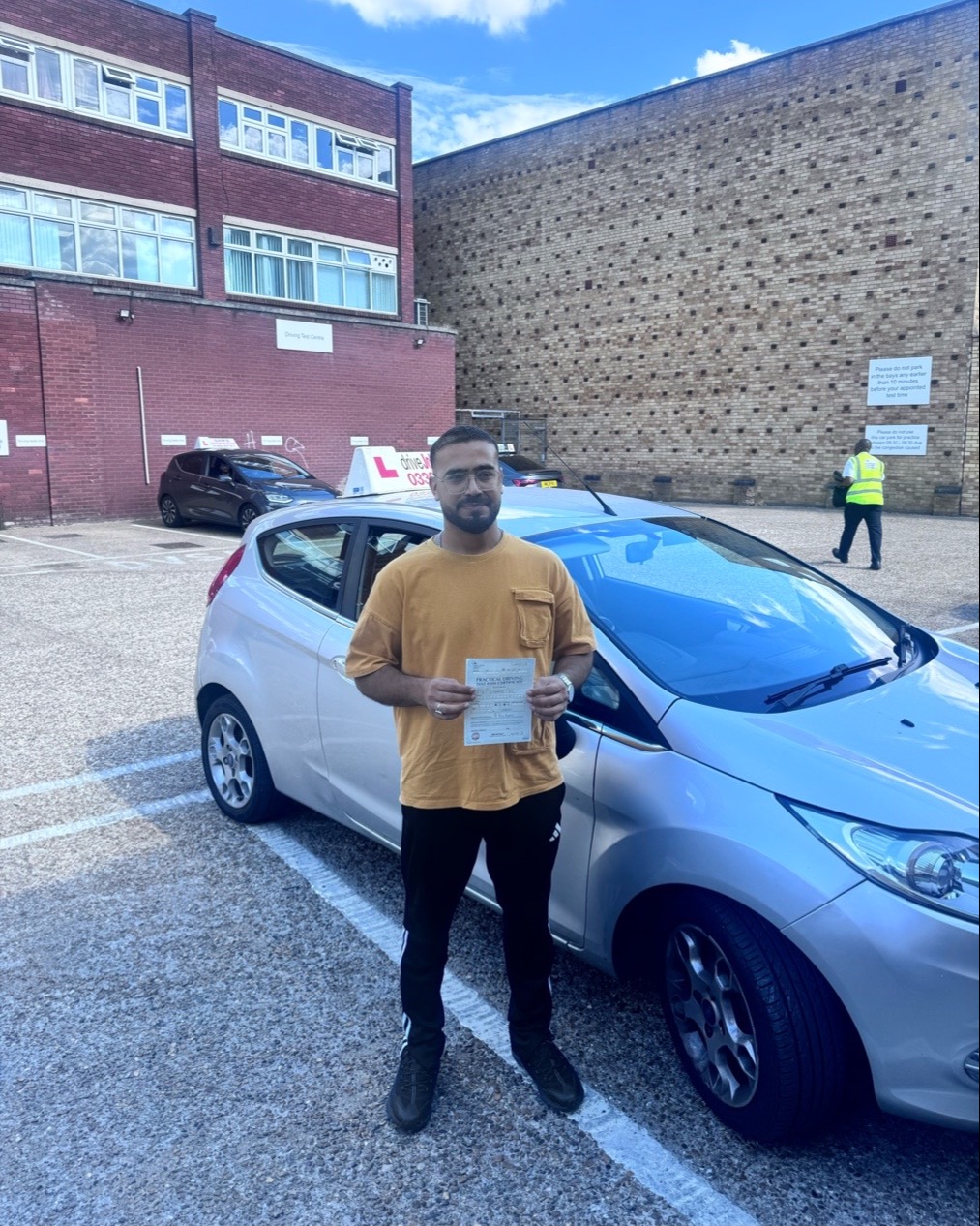 adil khan Pass Photo