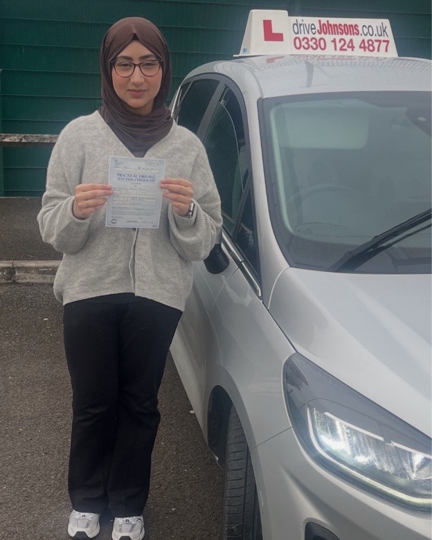 Aabshar Zahra Pass Photo