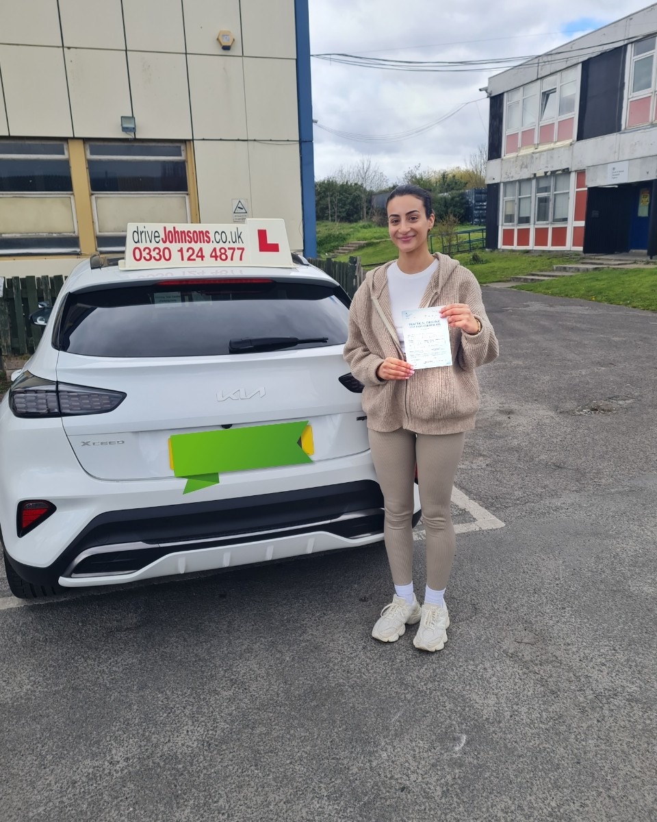 Dora Vasiliou Pass Photo