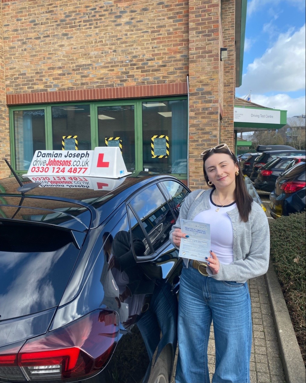 Lauren Clinton Pass Photo