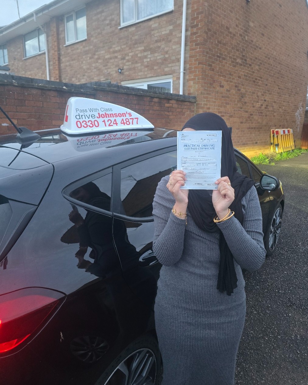 driving test pass photo of zarah Ahmed