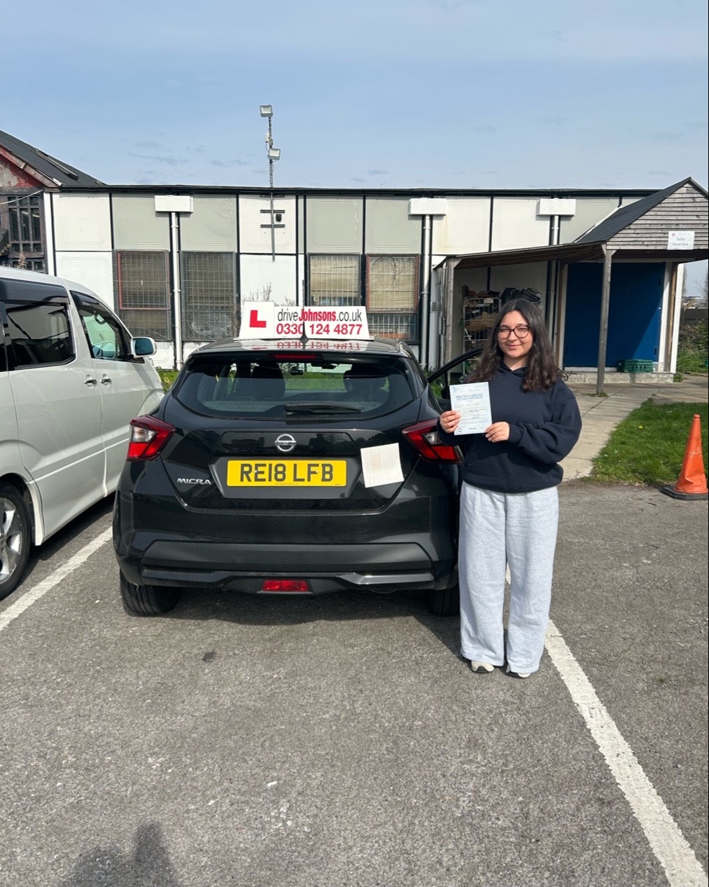 Elif Uzkar Pass Photo