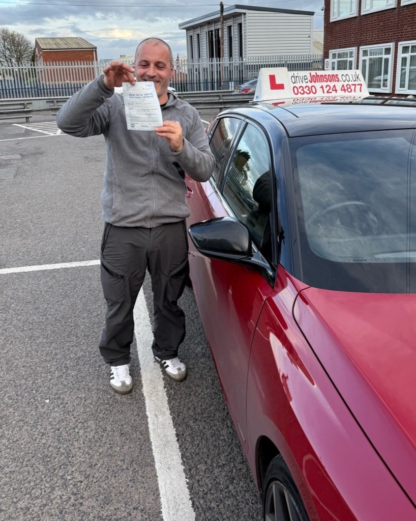 Artur Dishani Pass Photo