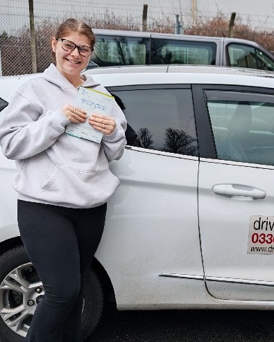 driving test pass photo of Paige Rideout