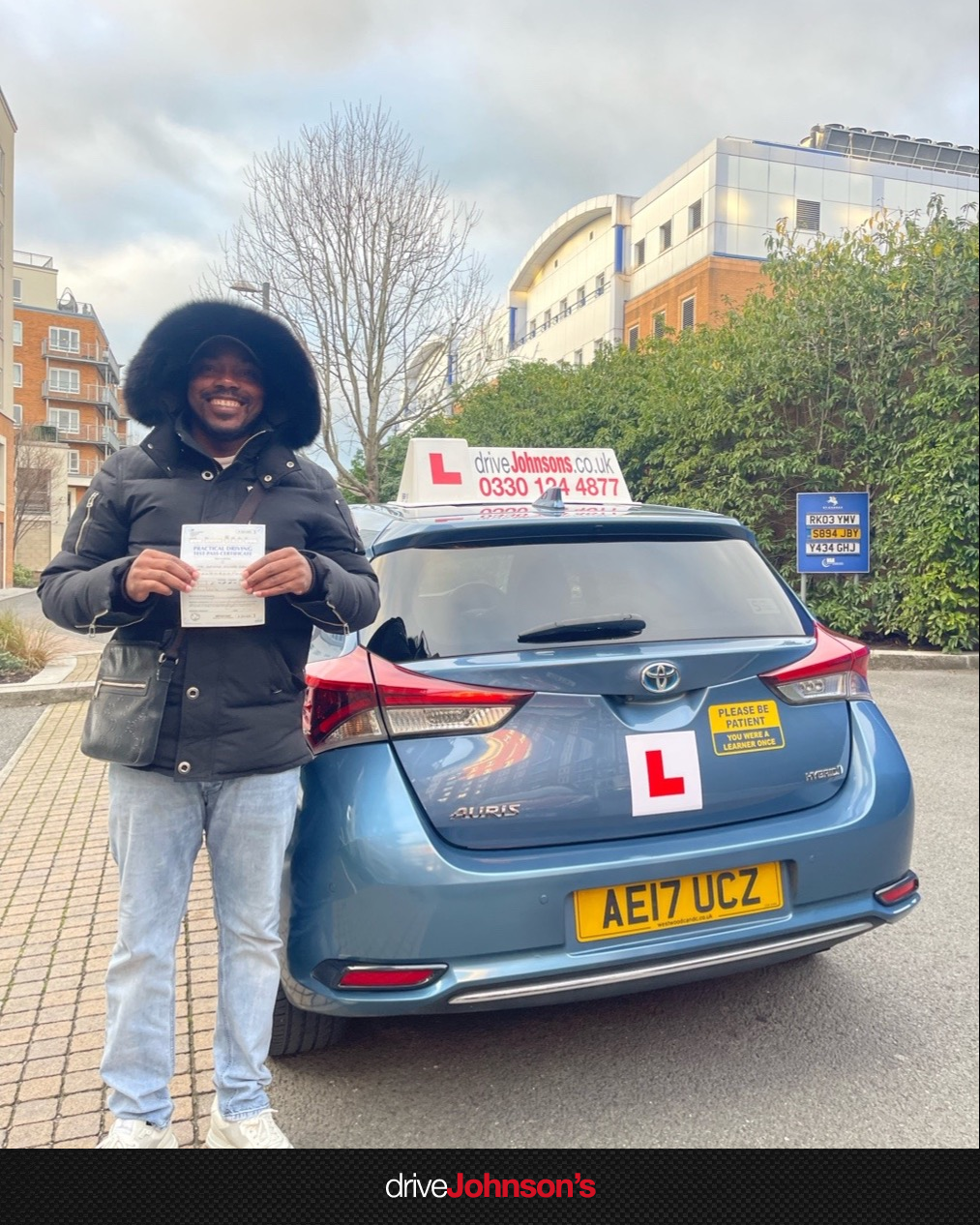 Yinka Lanre Pass Photo