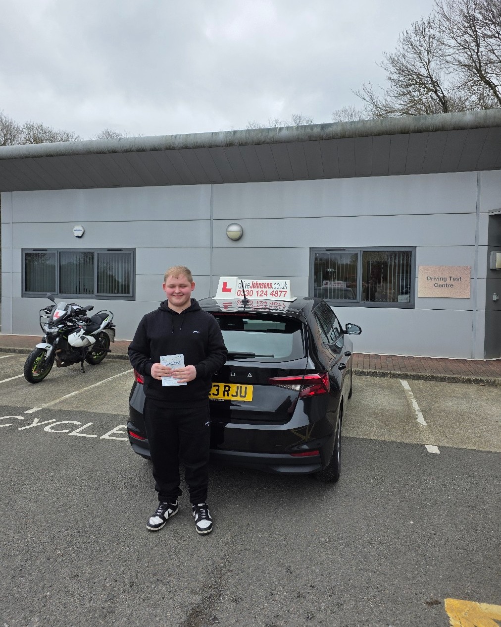 Liam Hamilton Pass Photo