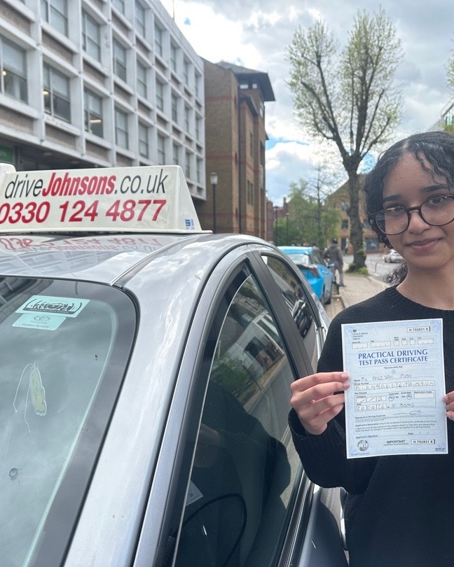 driving test pass photo of Aneesah Miah