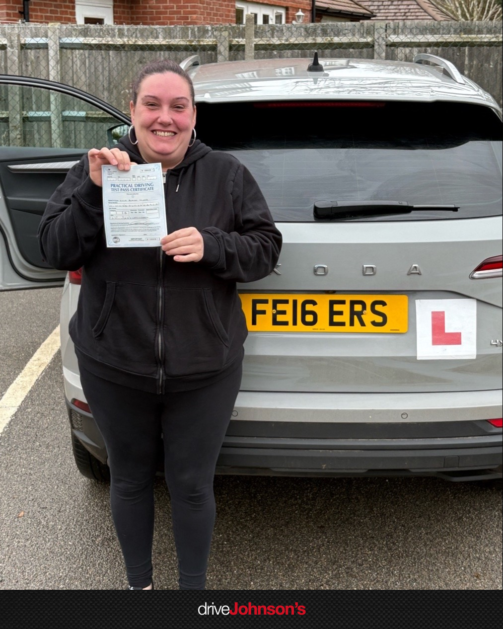 Ellie Mins Pass Photo