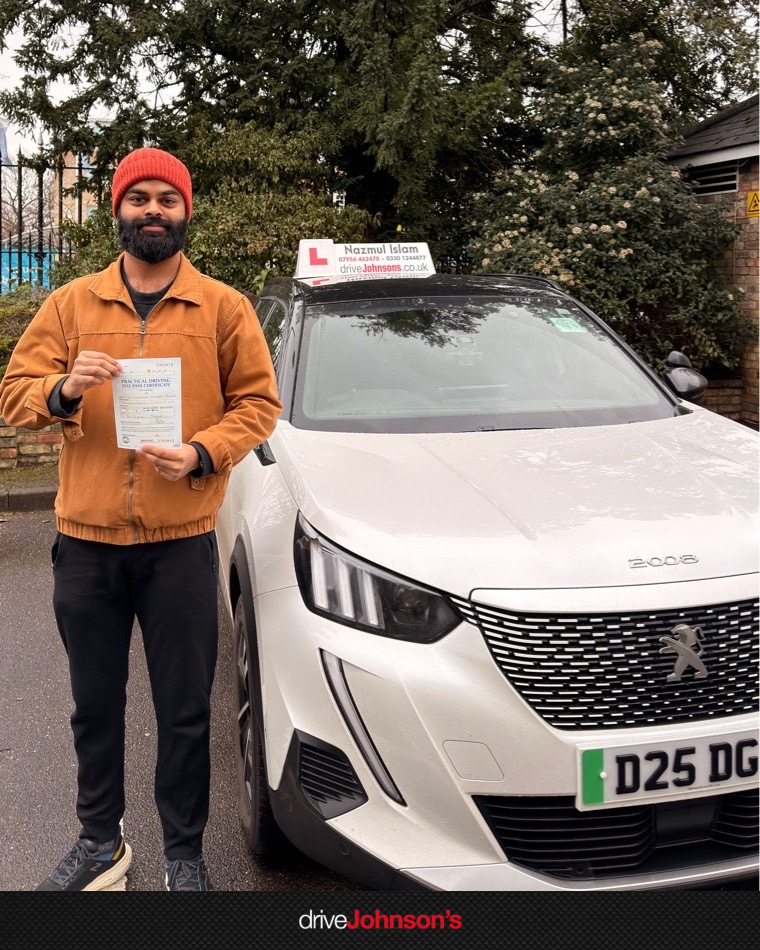 Yaseen Tengur Pass Photo