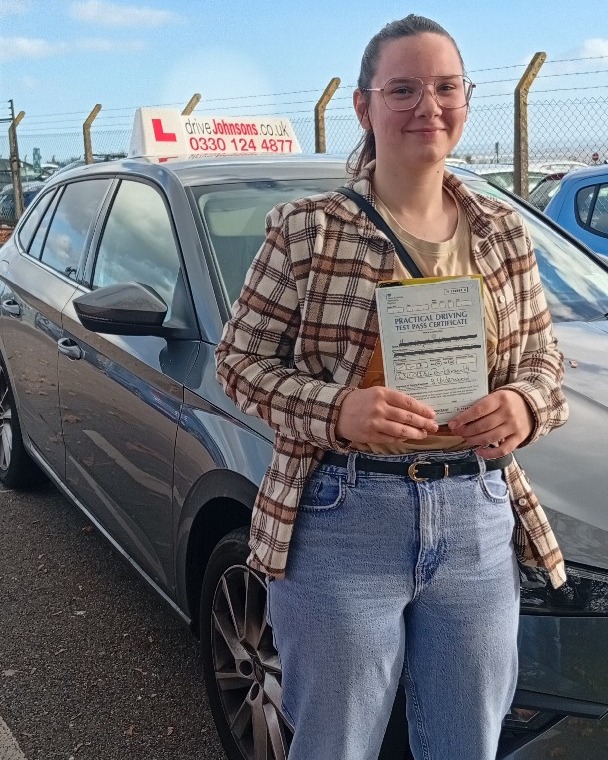 Nigella Dunn Pass Photo