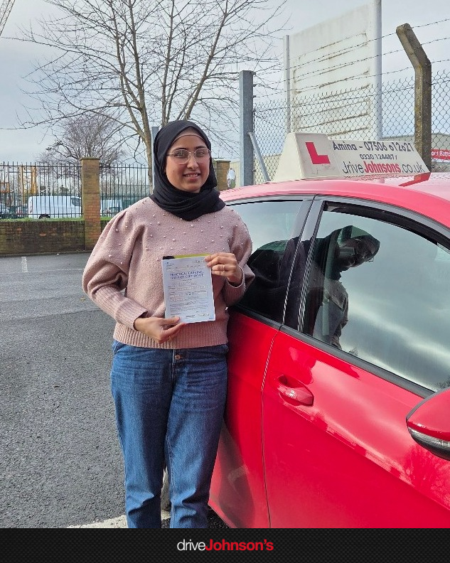 Nilofer Jasmin Pass Photo