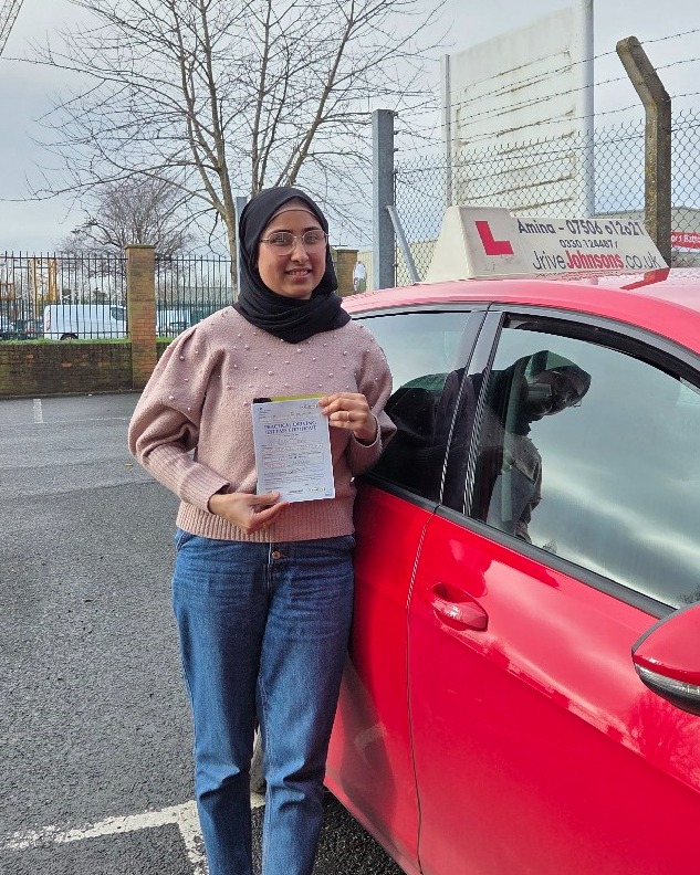 Nilofer Jasmin Pass Photo