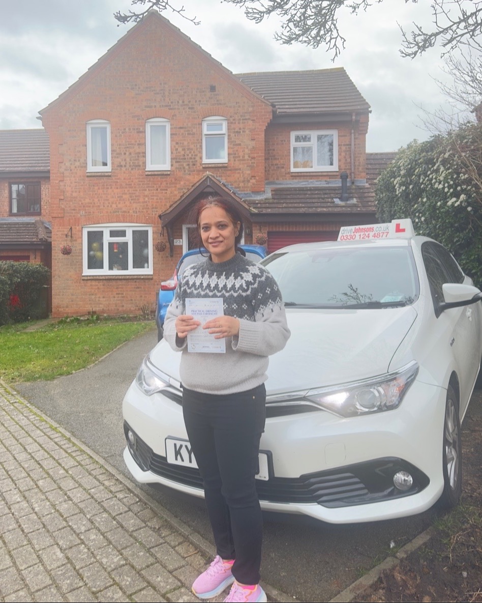 Neha Negi Pass Photo