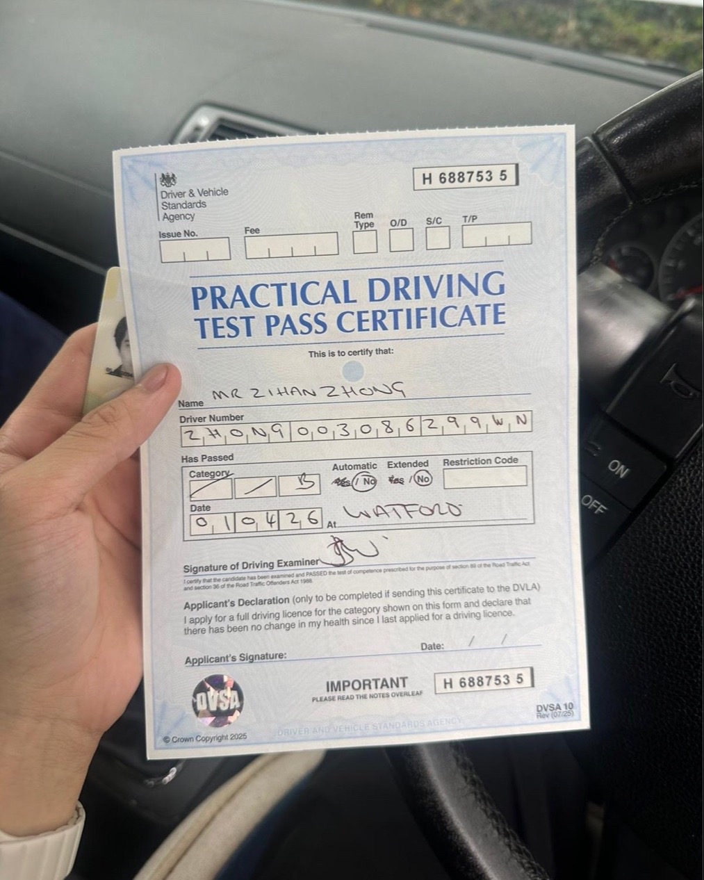 Zihan Zhong Pass Photo